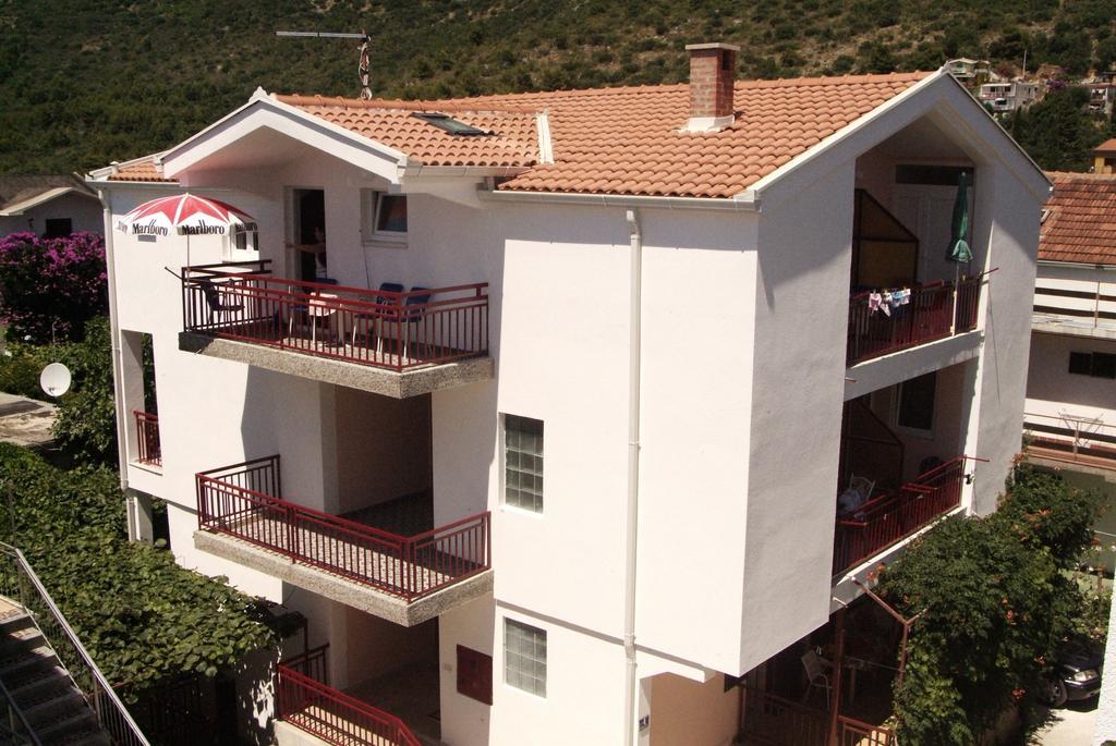 Apartments Primorac Подаца Экстерьер фото