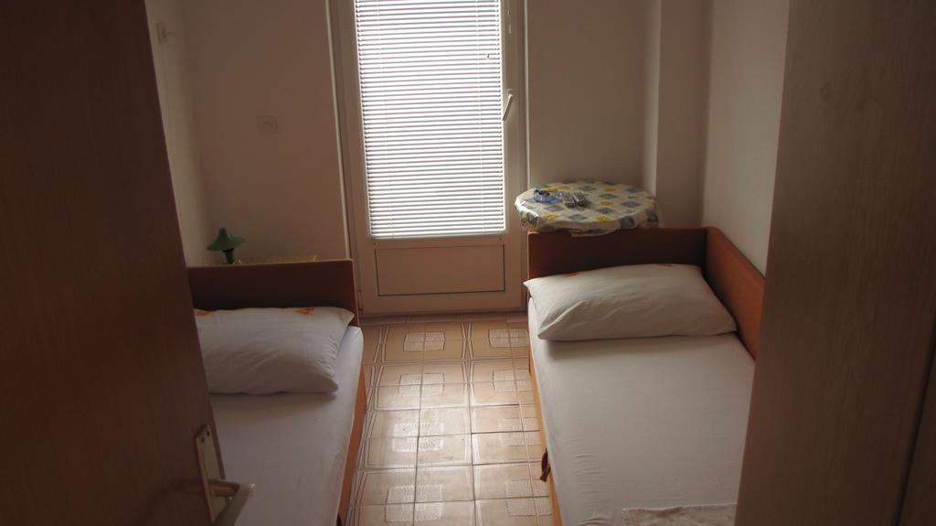 Apartments Primorac Подаца Экстерьер фото